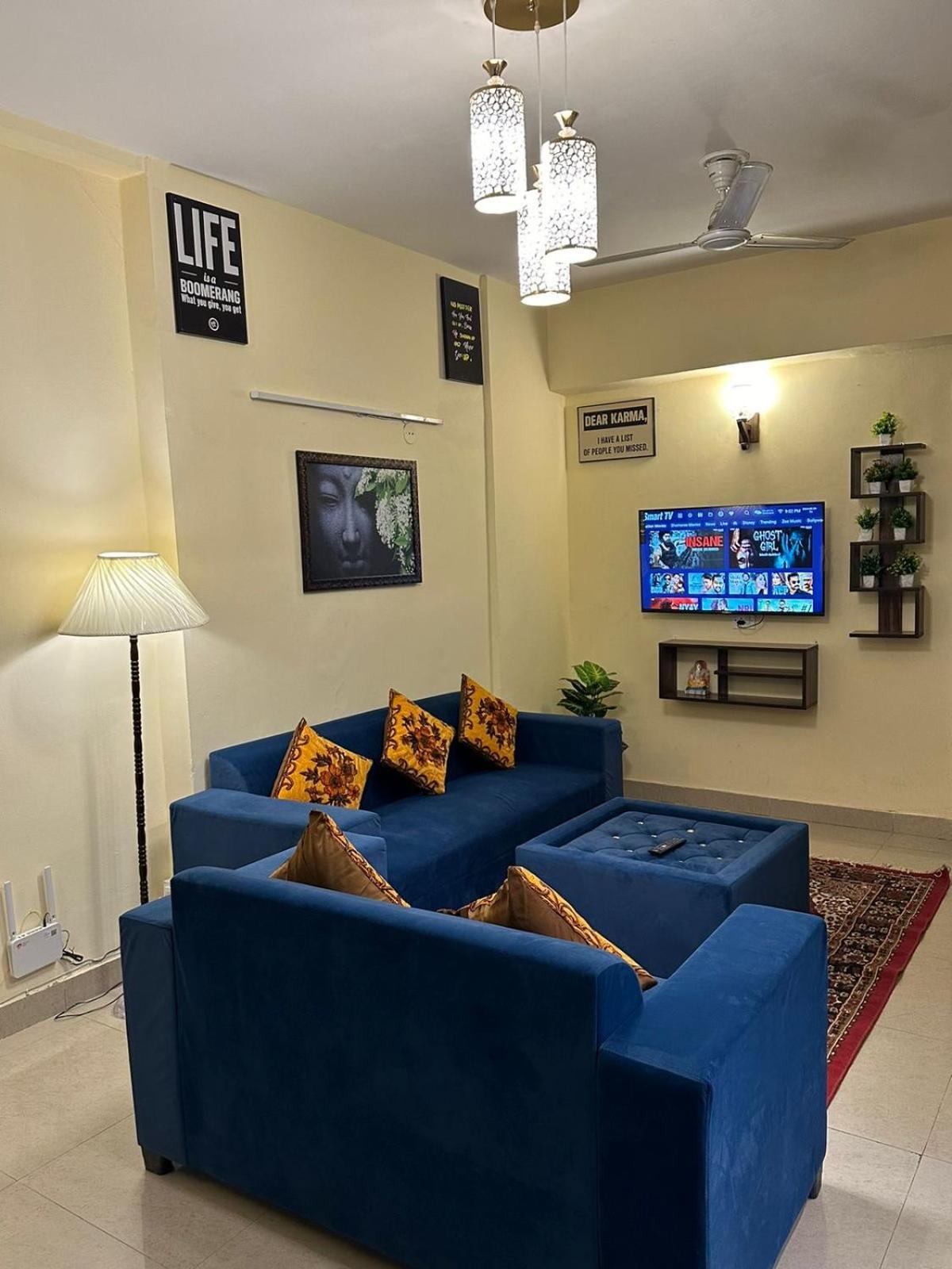 Royal Ambience Apartamento Ghaziabad Exterior foto